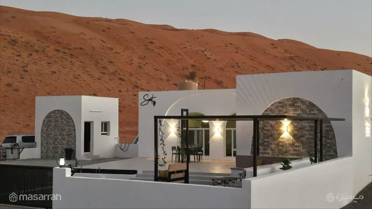 شاليه في بدية بحوض سباحة